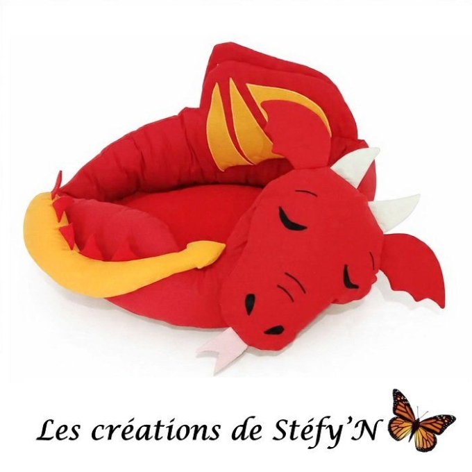 Couffin DRAGON ENDORMI